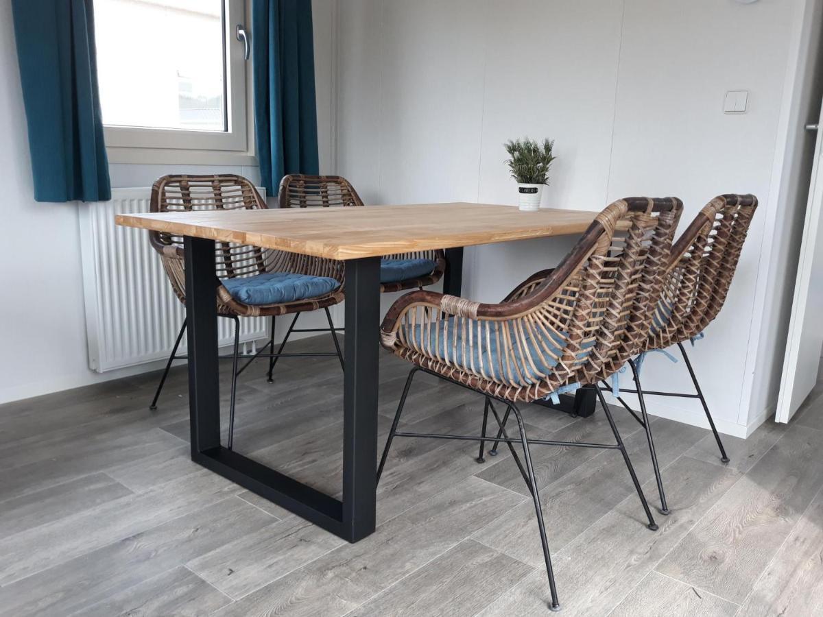 Camping de Duinhoeve Chalet Schelp NOT FOR COMPANIES Nieuw-Haamstede Buitenkant foto